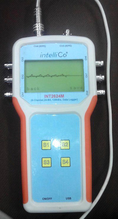 دیتالاگر حافظه دار پرتابل ۸ کاناله با سرعت 128kS/s/ch